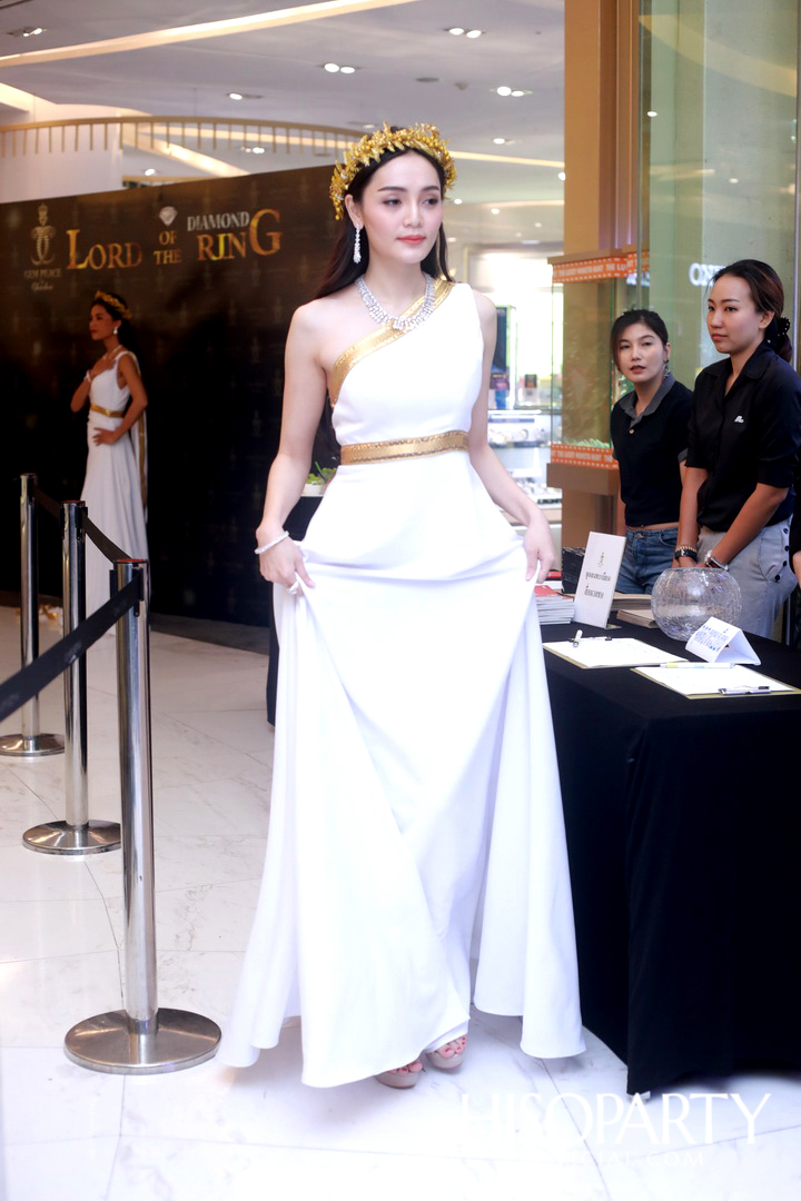 Gems Peace by Chuchai Lord of The Diamond Ring