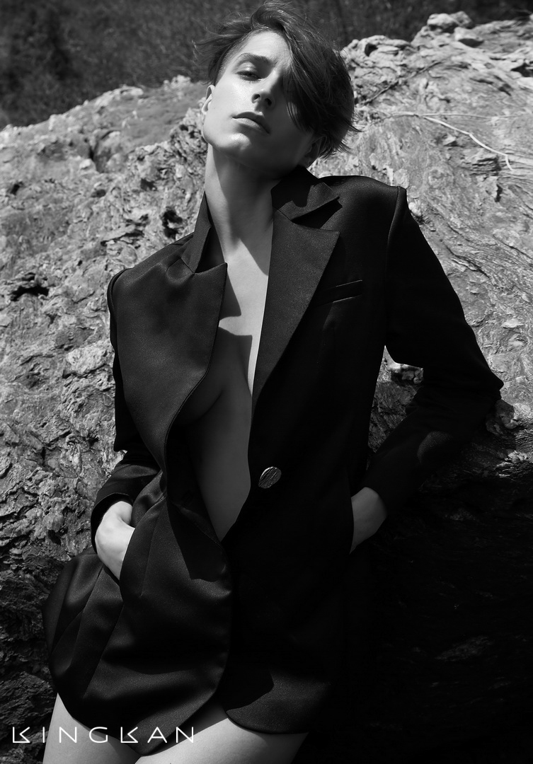 อัพเดทคอลเลกชั่นจาก 2 แบรนด์ดีไซน์เนอร์ไทย เพื่อสาวยุคใหม่สุดสตรอง!