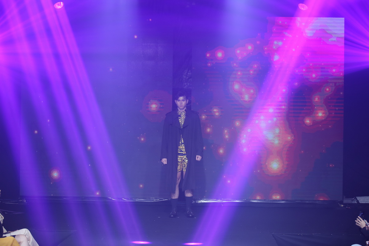 ‘The Magic of Kerasilk by MOOI’