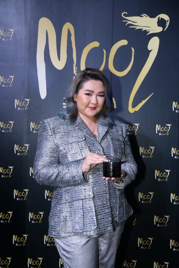 ‘The Magic of Kerasilk by MOOI’