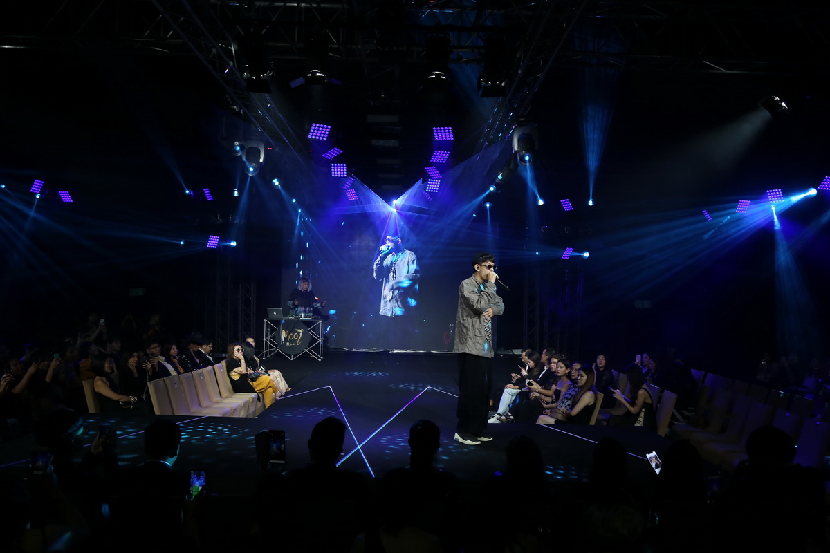 ‘The Magic of Kerasilk by MOOI’