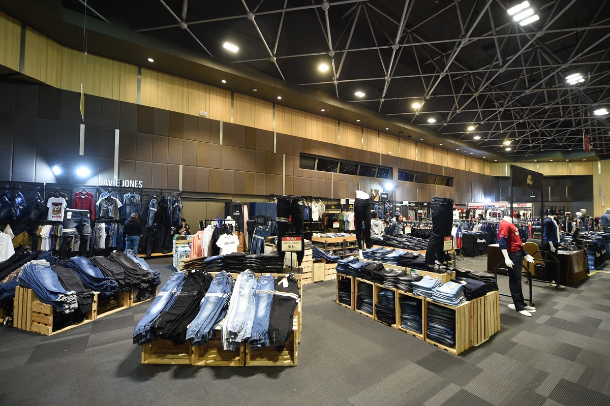 ‘Central Street Fashion Fest’ ครั้งแรกกับการรวมแฟชั่นสตรีทแบรนด์เด็ดที่คุณไม่ควรพลาด!!