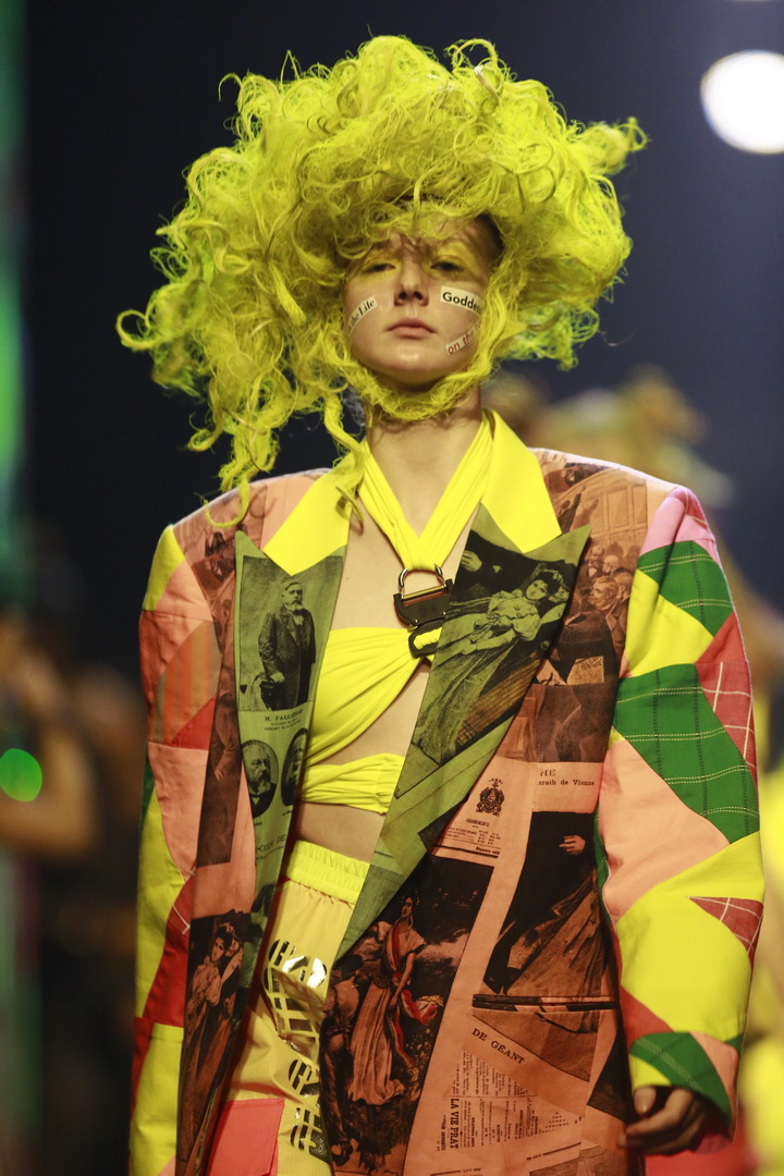 KOI X ส.ก.บ. Worship by Prapakas แฟชั่นโชว์ ‘นารีพิฆาต’ อันน่าตื่นตาตื่นใจ