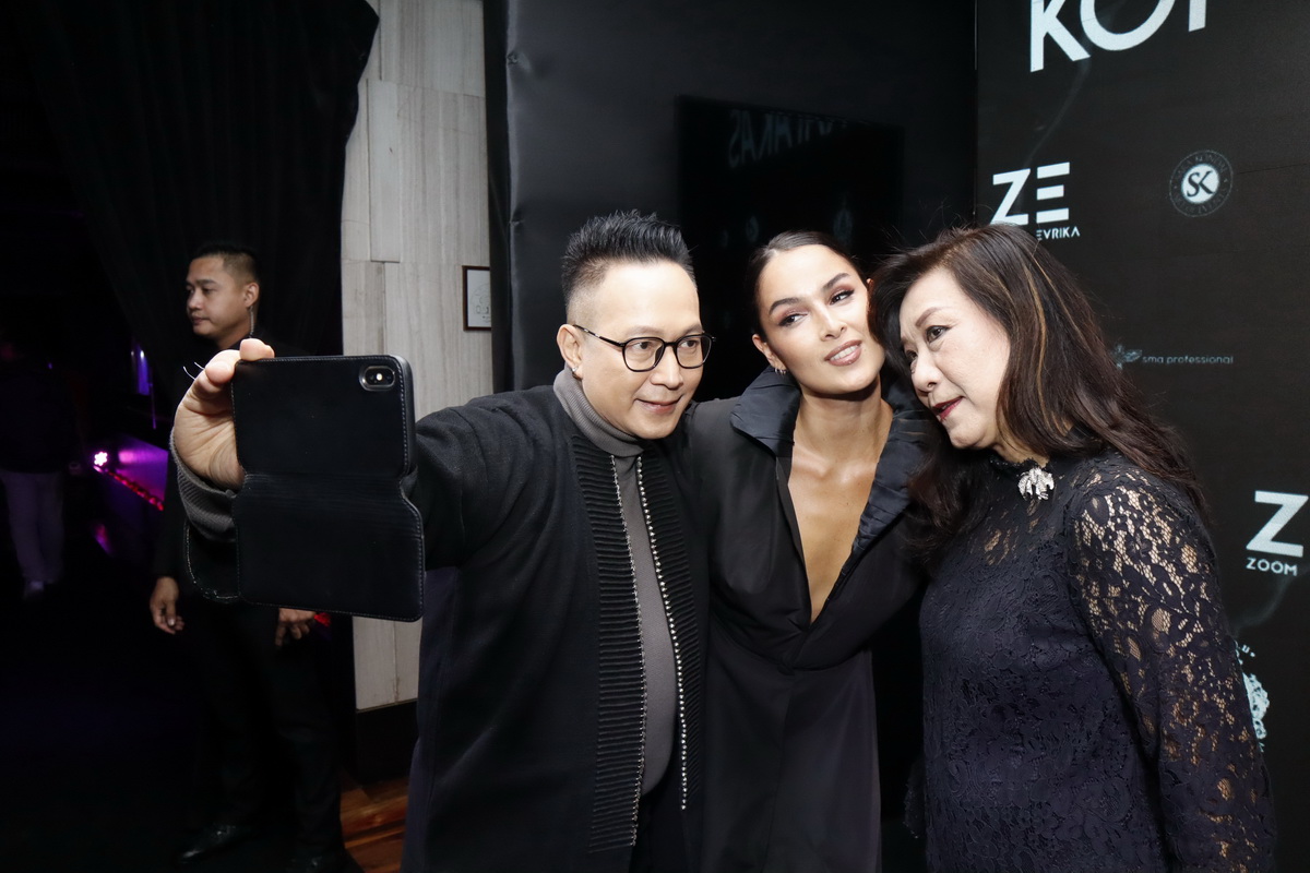 KOI X ส.ก.บ. Worship by Prapakas แฟชั่นโชว์ ‘นารีพิฆาต’ อันน่าตื่นตาตื่นใจ