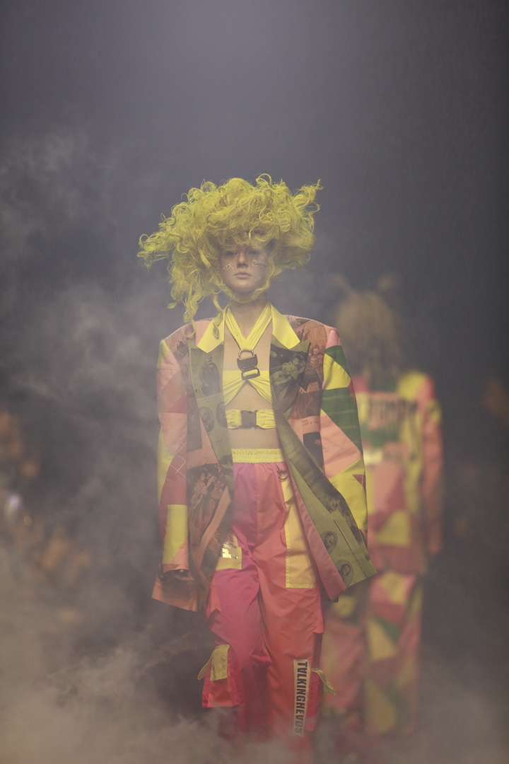 KOI X ส.ก.บ. Worship by Prapakas แฟชั่นโชว์ ‘นารีพิฆาต’ อันน่าตื่นตาตื่นใจ