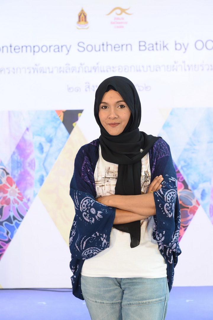 กระทรวงวัฒนธรรม โดยสำนักงานศิลปวัฒนธรรมร่วมสมัย ร่วมกับเหล่าแฟชั่นดีไซเนอร์ไทย จัดงานแถลงข่าวเปิดตัวผลงานการออกแบบเครื่องแต่งกายผ้าไทย