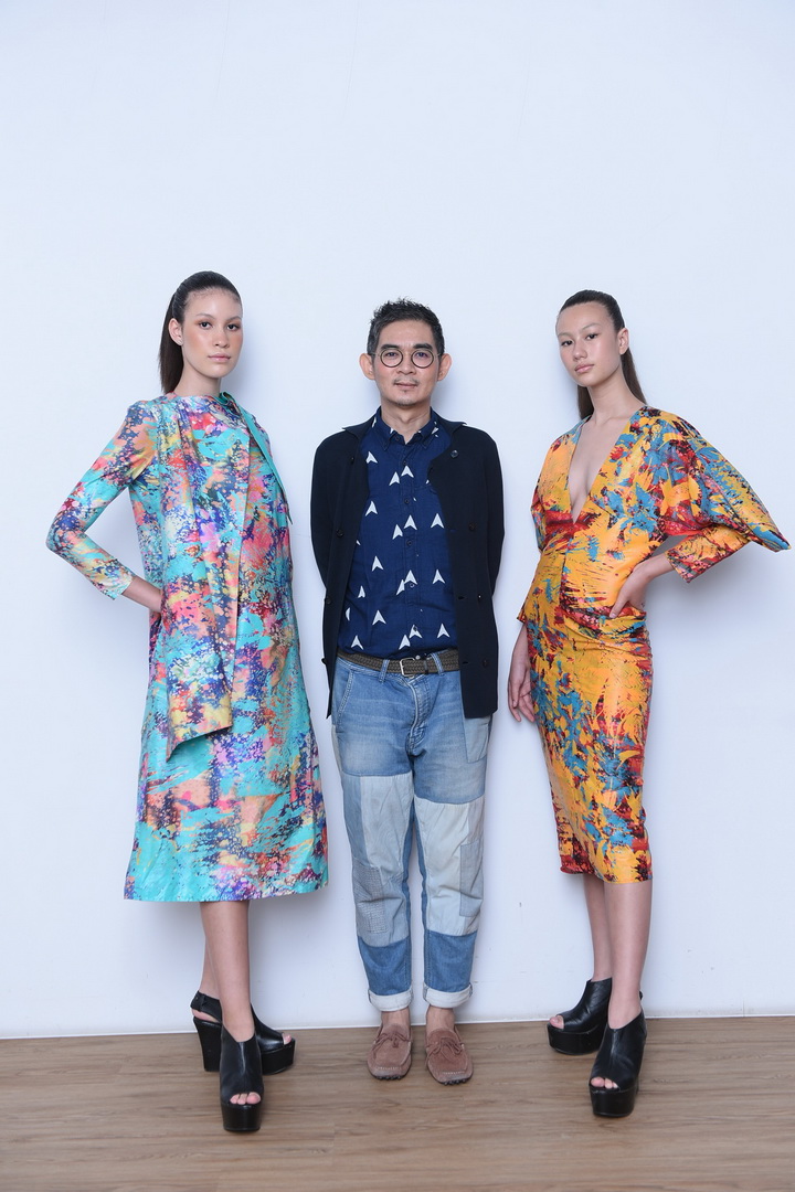 กระทรวงวัฒนธรรม โดยสำนักงานศิลปวัฒนธรรมร่วมสมัย ร่วมกับเหล่าแฟชั่นดีไซเนอร์ไทย จัดงานแถลงข่าวเปิดตัวผลงานการออกแบบเครื่องแต่งกายผ้าไทย