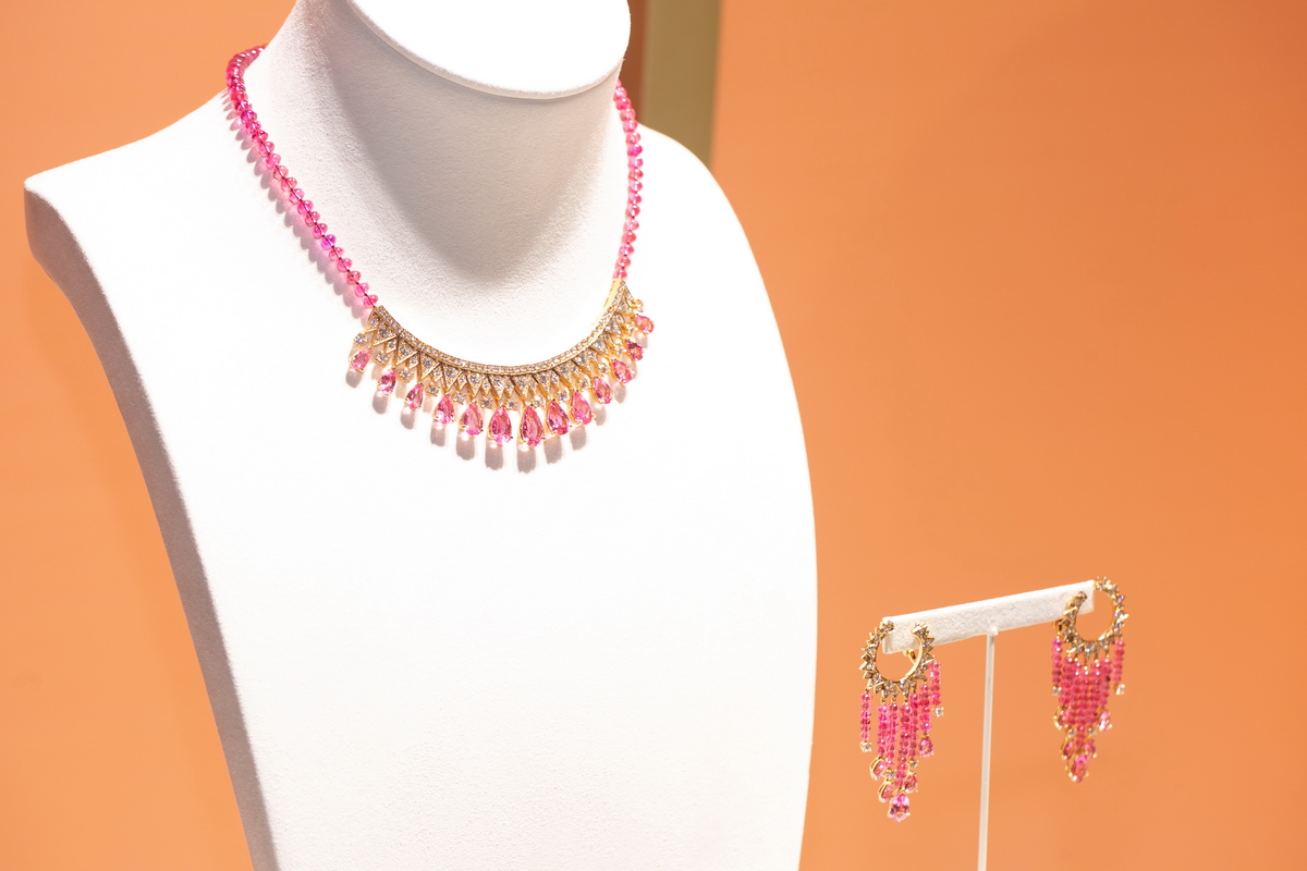 ‘เพียเจต์’ จัดเอ็กซ์คลูซีฟโชว์เคส เปิดตัวคอลเลกชั่นไฮจิวเวลรี่ ‘GOLDEN OASIS’ ครั้งแรกในภูมิภาคเอเชียแปซิฟิก