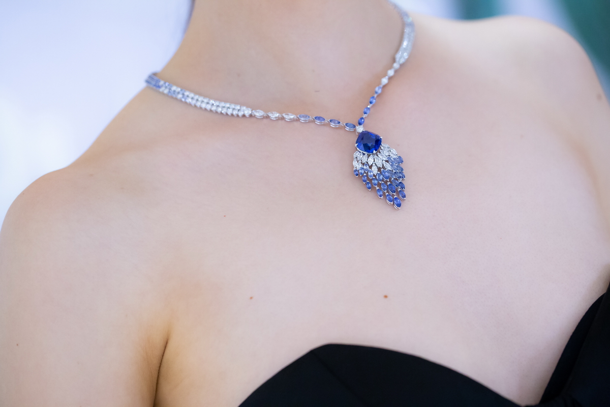 ‘เพียเจต์’ จัดเอ็กซ์คลูซีฟโชว์เคส เปิดตัวคอลเลกชั่นไฮจิวเวลรี่ ‘GOLDEN OASIS’ ครั้งแรกในภูมิภาคเอเชียแปซิฟิก