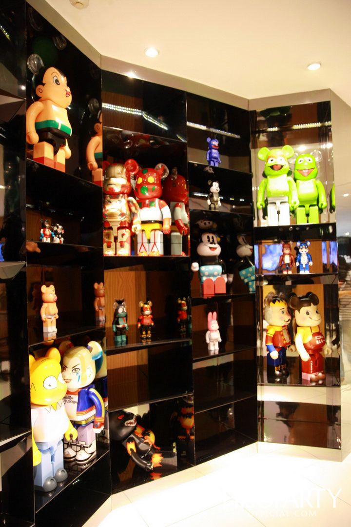 CLUB 21 X HISOPARTY Exclusively Preview Fall-Winter 2019 Collection by CLUB 21