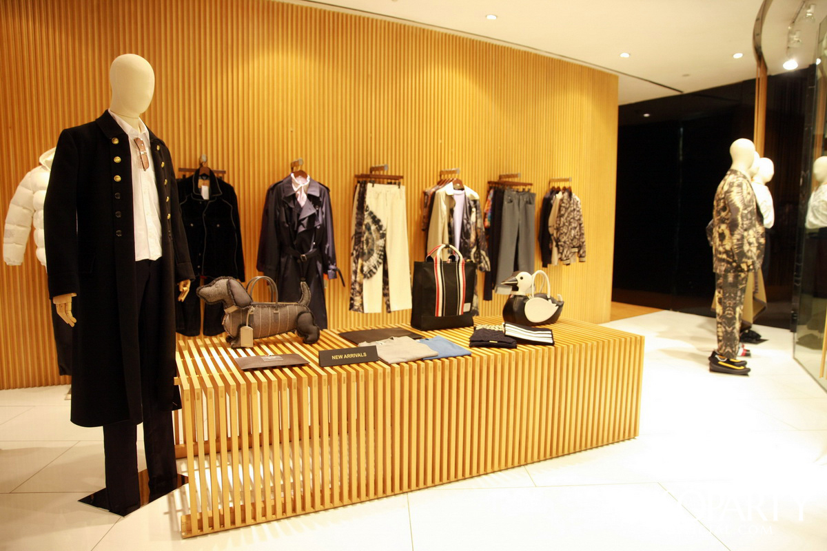 CLUB 21 X HISOPARTY Exclusively Preview Fall-Winter 2019 Collection by CLUB 21