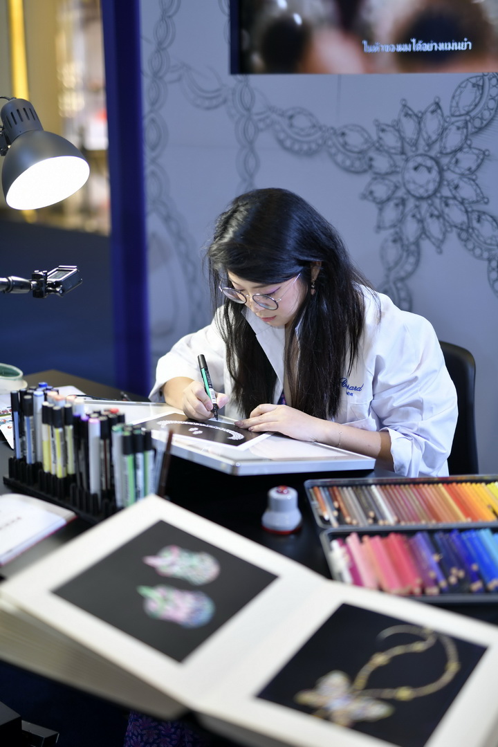 ‘โชพาร์ด’ แบรนด์นาฬิกาและจิวเวลรี่สุดหรูจากสวิตเซอร์แลนด์ เปิดตัวทีมช่างศิลป์เบื้องหลังความเป็นอัจฉริยะด้านการสร้างสรรค์เป็นครั้งแรกในประเทศ