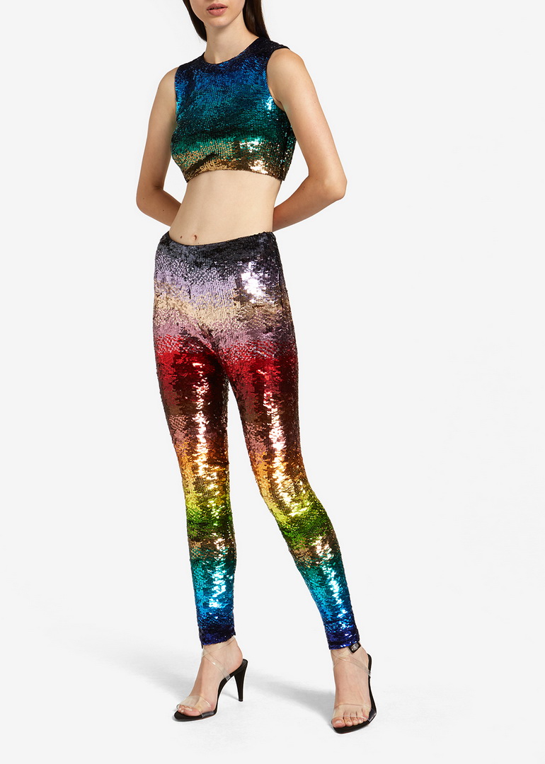 เปรี้ยวแซ่บไม่มีใครเกิน! กับชุดว่ายน้ำคอลเลกชั่นพิเศษ AB. Angelys Balek x Anna Dello Russo ‘Rainbow Glam’