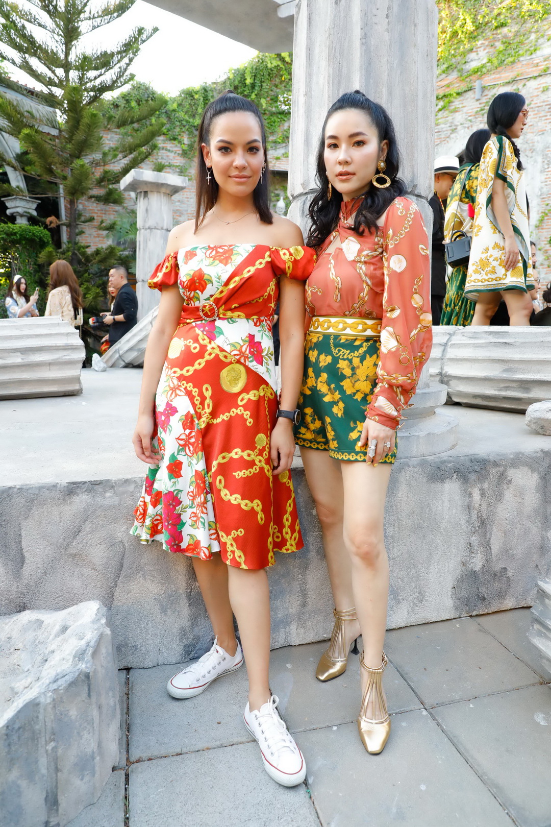 เหล่าคนดังร่วมชมแฟชั่นโชว์อวดโฉม ‘The Hidden Treasure’ คอลเลกชั่นใหม่รับซัมเมอร์จาก ‘KLOSET’