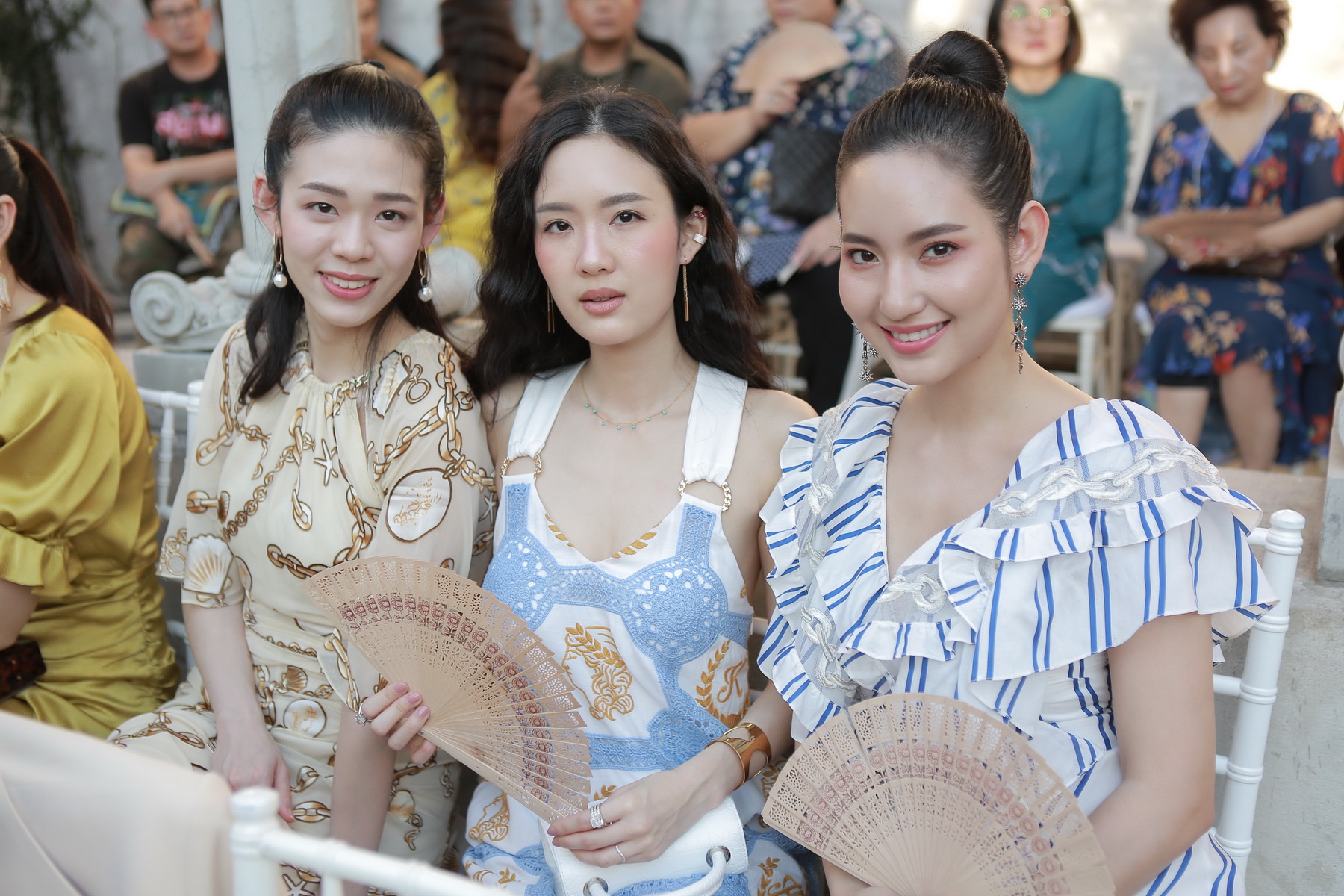 เหล่าคนดังร่วมชมแฟชั่นโชว์อวดโฉม ‘The Hidden Treasure’ คอลเลกชั่นใหม่รับซัมเมอร์จาก ‘KLOSET’