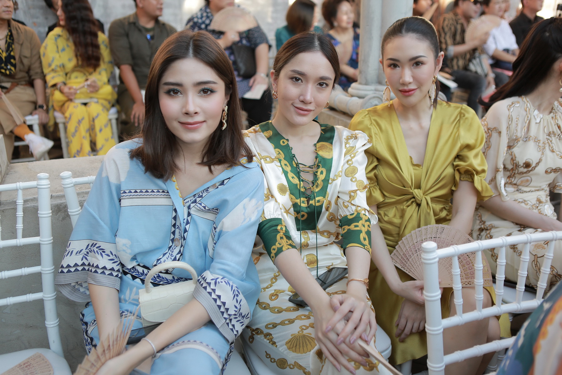 เหล่าคนดังร่วมชมแฟชั่นโชว์อวดโฉม ‘The Hidden Treasure’ คอลเลกชั่นใหม่รับซัมเมอร์จาก ‘KLOSET’