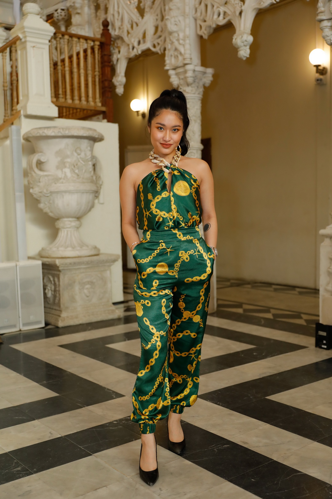 เหล่าคนดังร่วมชมแฟชั่นโชว์อวดโฉม ‘The Hidden Treasure’ คอลเลกชั่นใหม่รับซัมเมอร์จาก ‘KLOSET’