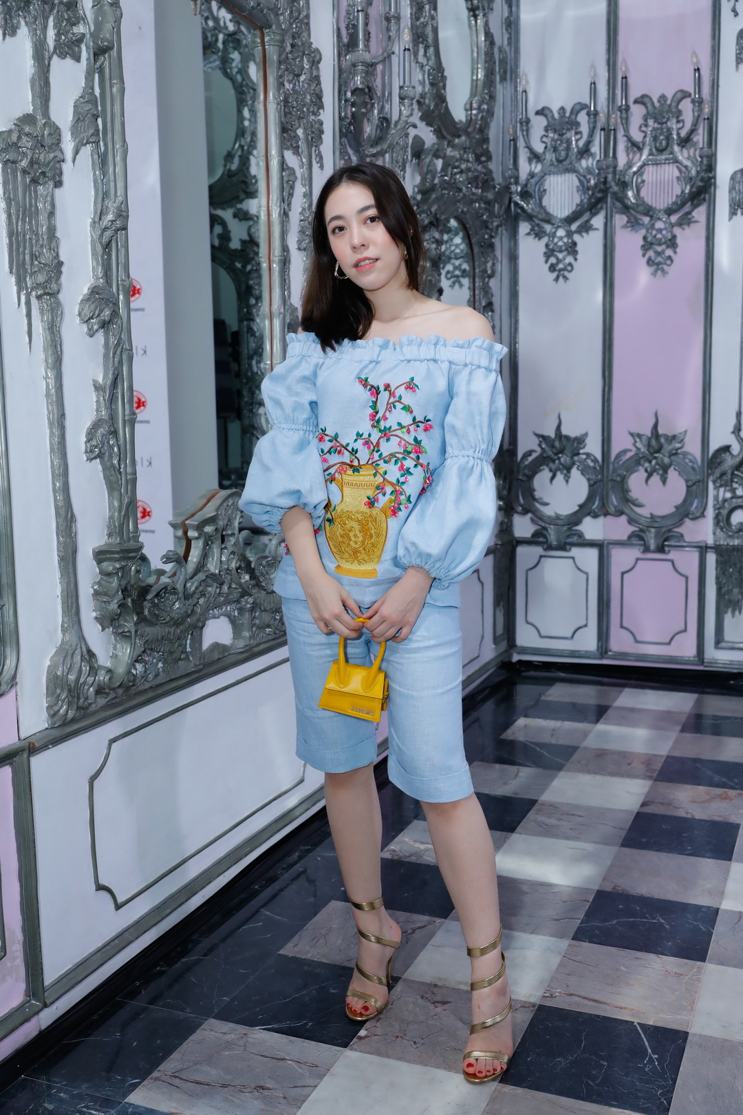 เหล่าคนดังร่วมชมแฟชั่นโชว์อวดโฉม ‘The Hidden Treasure’ คอลเลกชั่นใหม่รับซัมเมอร์จาก ‘KLOSET’