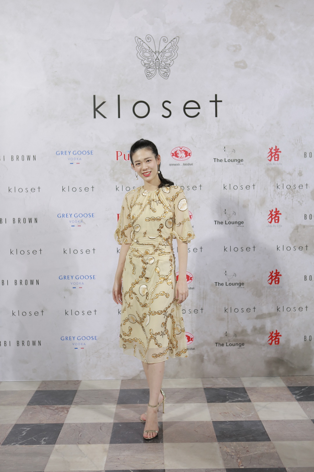 เหล่าคนดังร่วมชมแฟชั่นโชว์อวดโฉม ‘The Hidden Treasure’ คอลเลกชั่นใหม่รับซัมเมอร์จาก ‘KLOSET’