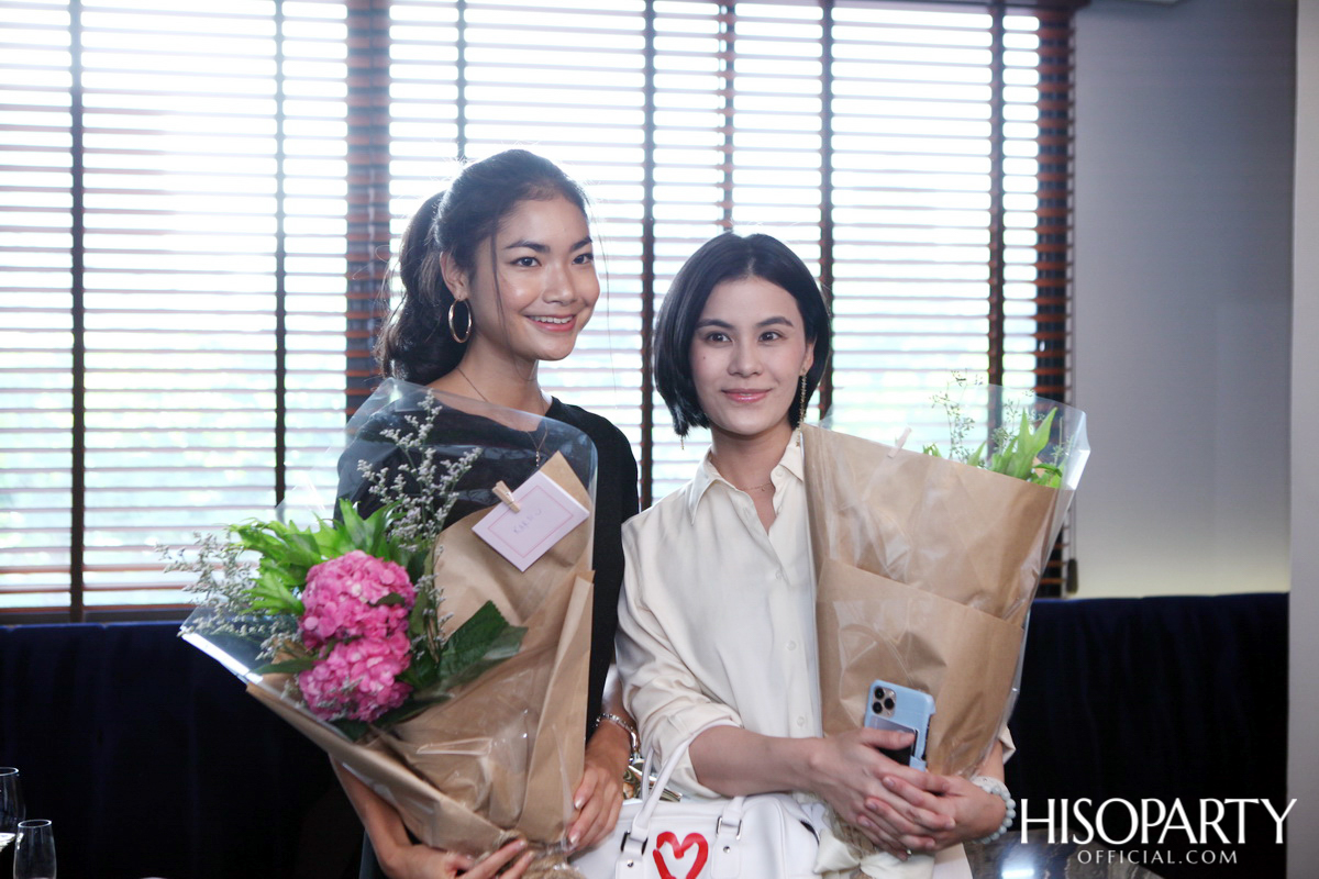 งานเปิดนิทรรศการ OUT OF THE DARKNESS