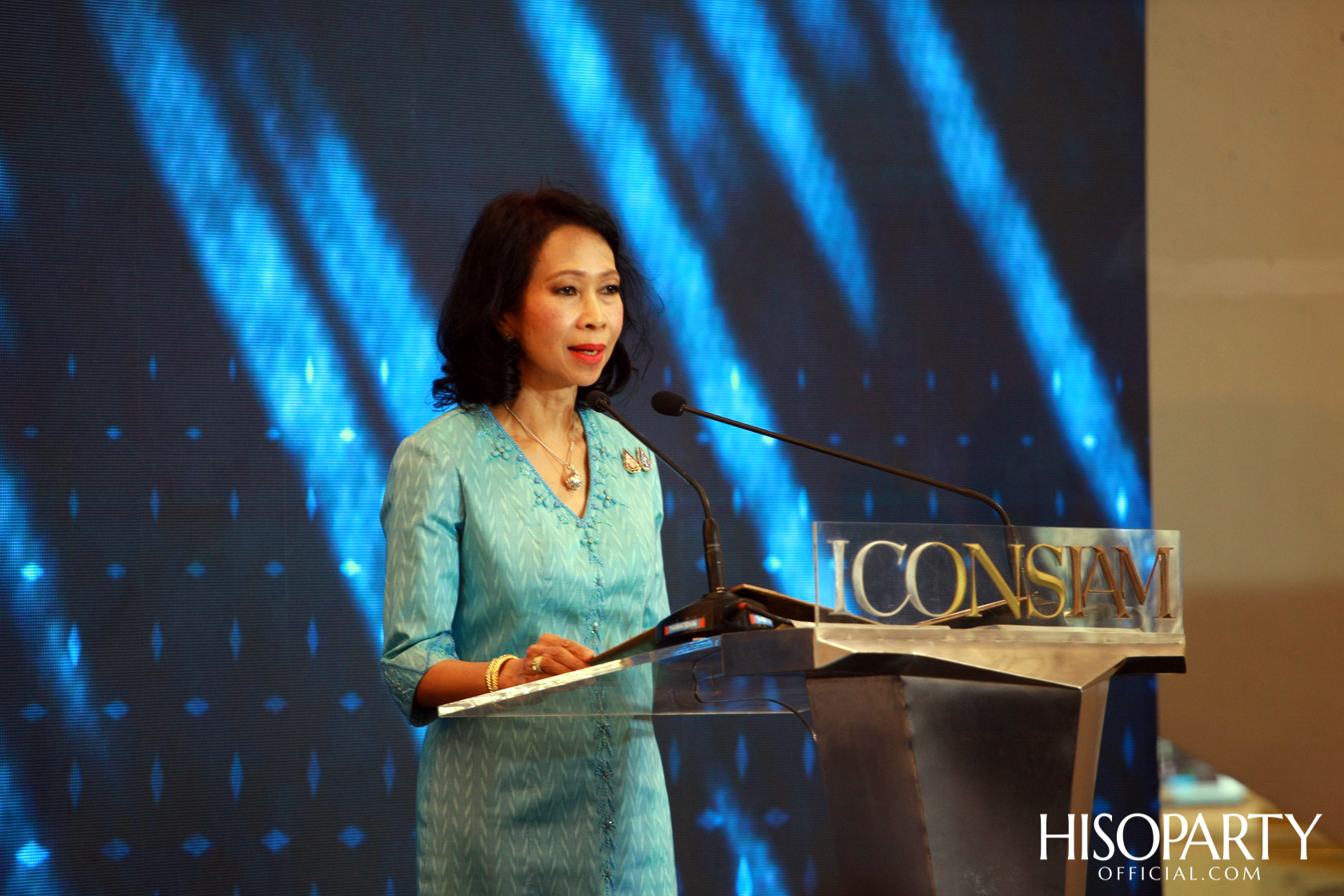 THE ELEGANT THAI TEXTILE  ‘ตระการตาผ้าไทย’