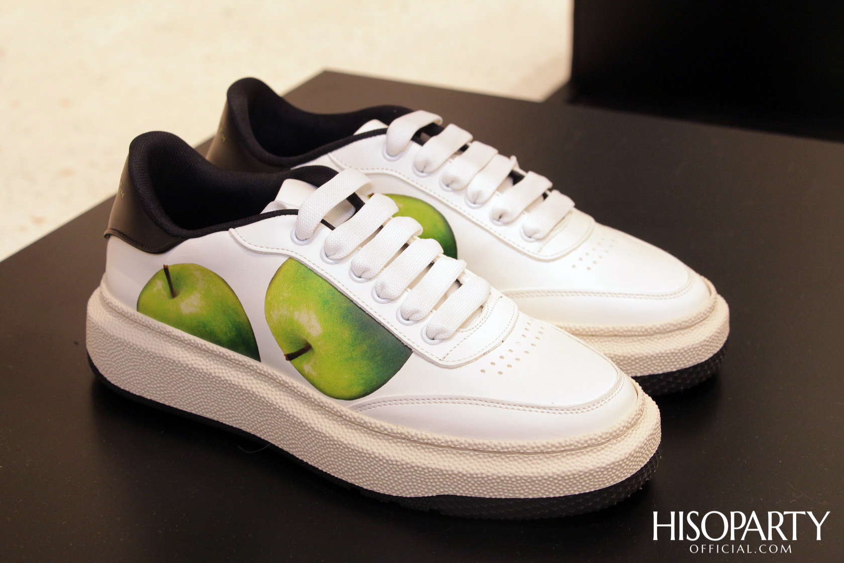 HISOPARTY X Paul Smith เชิญแขกคนพิเศษสัมผัสประสบการณ์เครื่องแต่งกายจาก ‘แคปซูลคอลเลกชั่น’ ฉลองครบรอบ 50 ปี Paul Smith (พอล สมิธ)