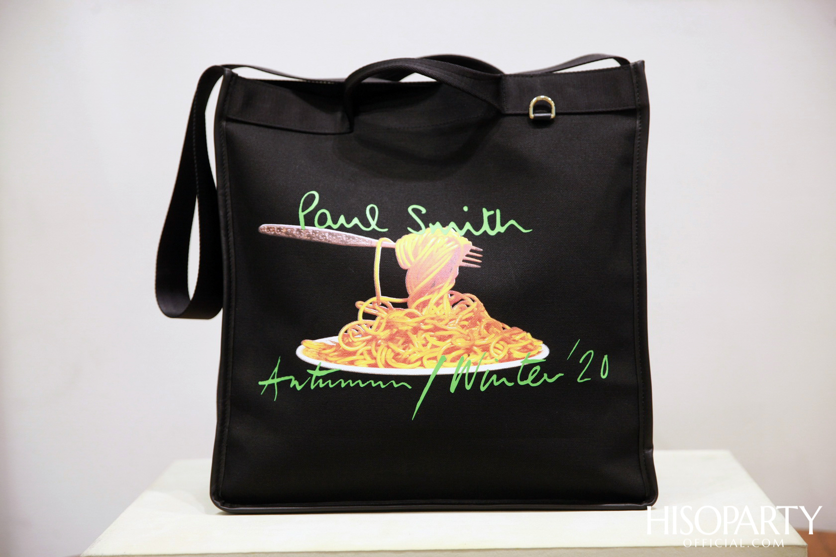 HISOPARTY X Paul Smith เชิญแขกคนพิเศษสัมผัสประสบการณ์เครื่องแต่งกายจาก ‘แคปซูลคอลเลกชั่น’ ฉลองครบรอบ 50 ปี Paul Smith (พอล สมิธ)