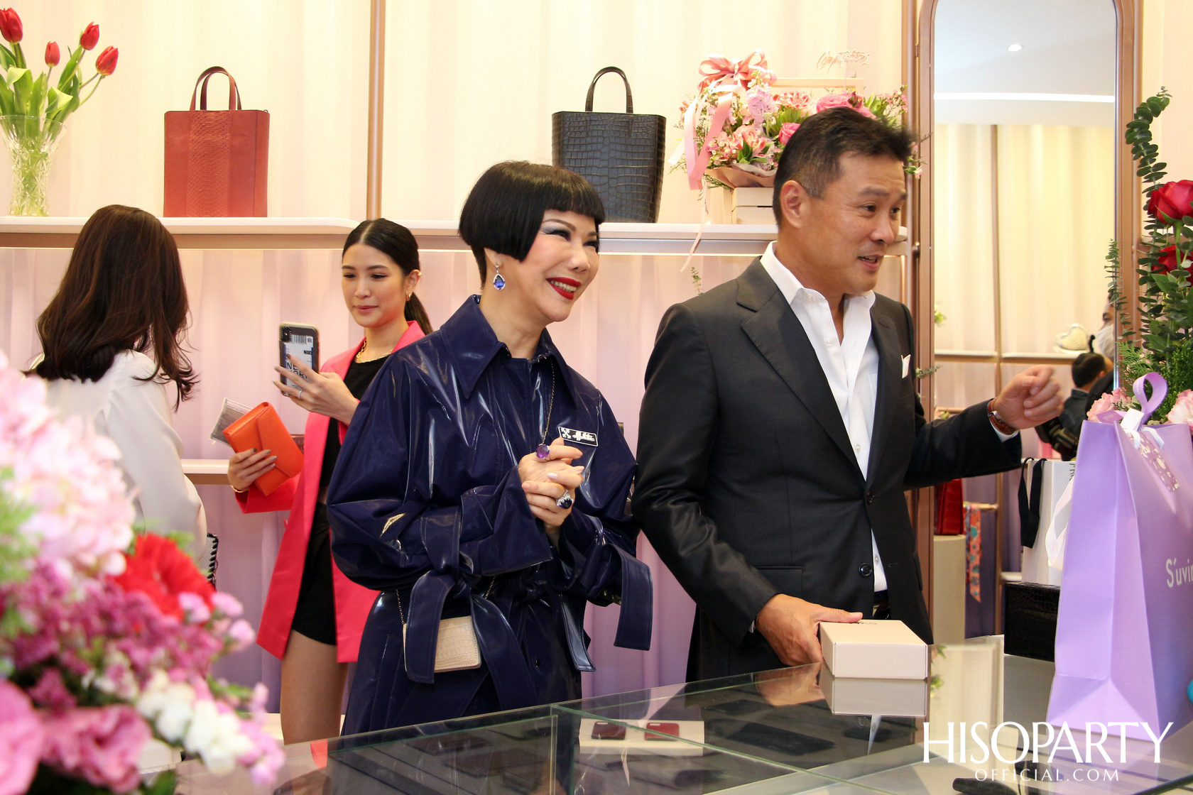 Grand Opening ‘S'uvimol Flagship Store’
