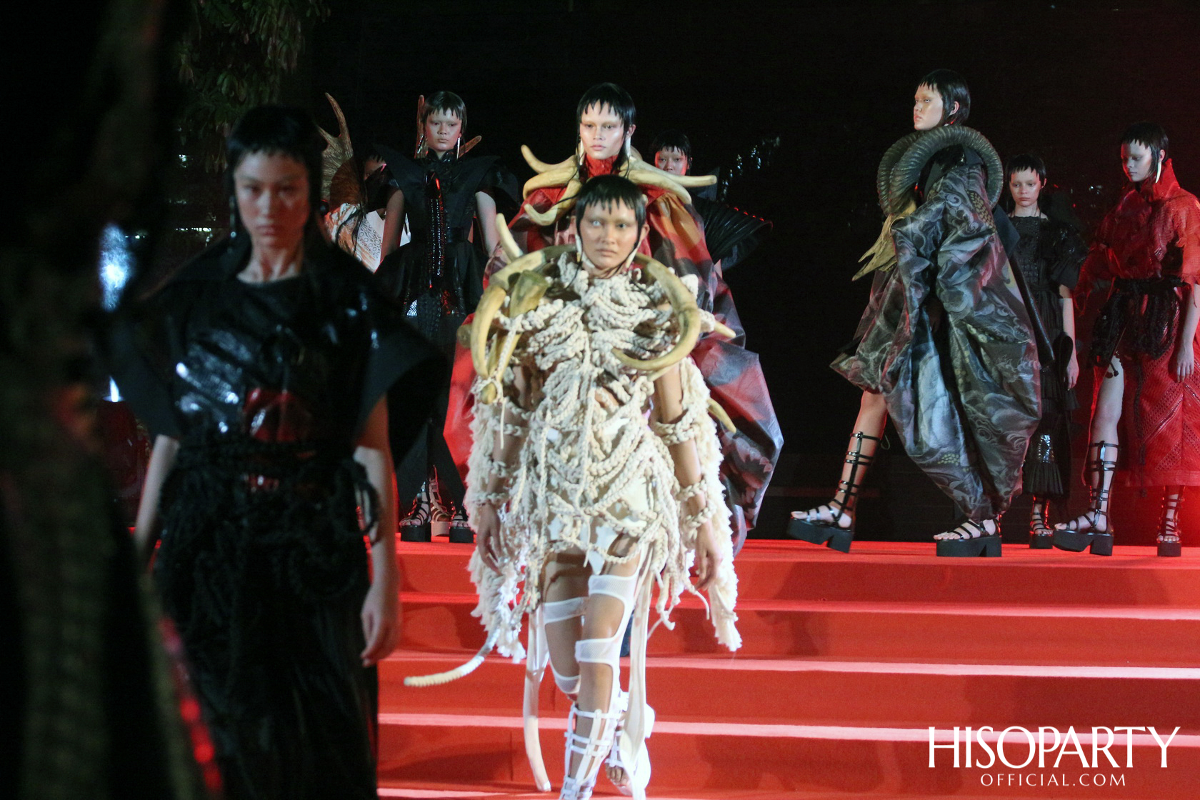 Immersive Art of Thawan Duchanee