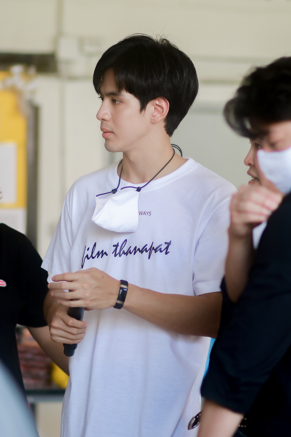 ฟิล์ม-ธนภัทร นำทีมแฟนคลับบุกเซอร์ไพรส์น้องๆโรงเรียนสอนคนตาบอด มอบความสุขส่งท้ายปีเก่าต้อนรับปีใหม่