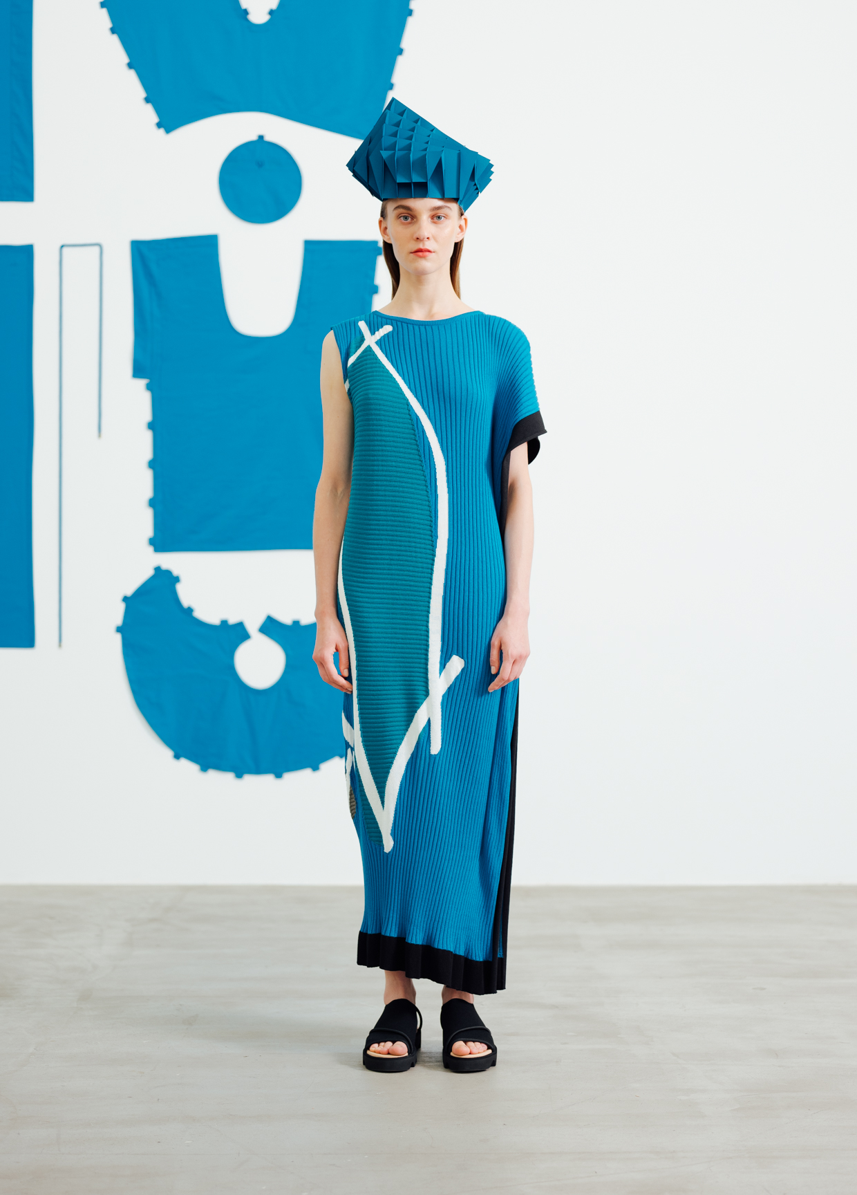 UNPACK THE COMPACT คอลเลกชั่นประจำฤดูใบไม้ผลิ-ฤดูร้อน 2021 จาก ISSEY MIYAKE