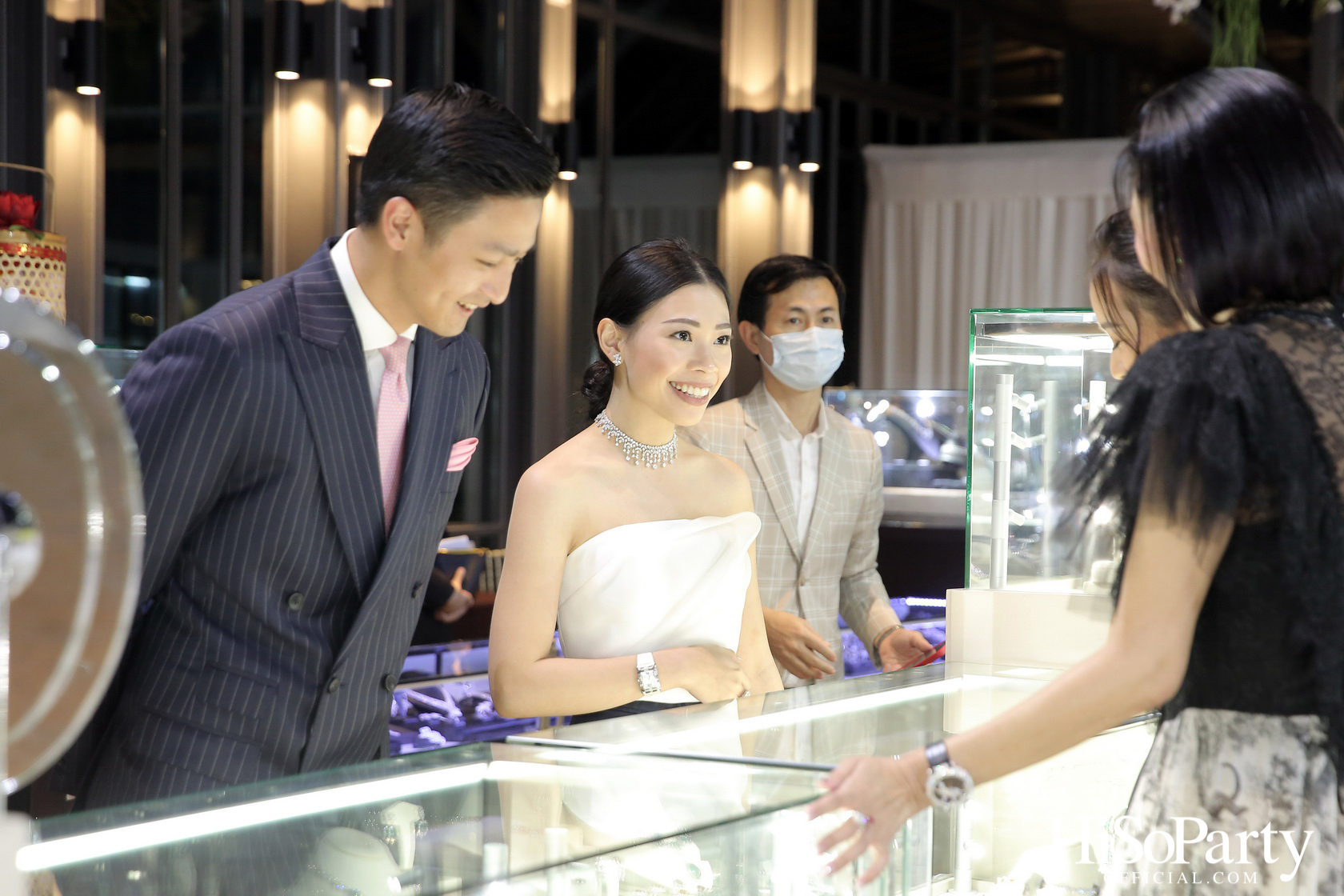 HISOPARTY X BEAUTY GEMS เนรมิตร The Glass House จัดเอ็กซ์คลูซีฟดินเนอร์  ท่ามกลางความงดงามของเครื่องประดับเพชร