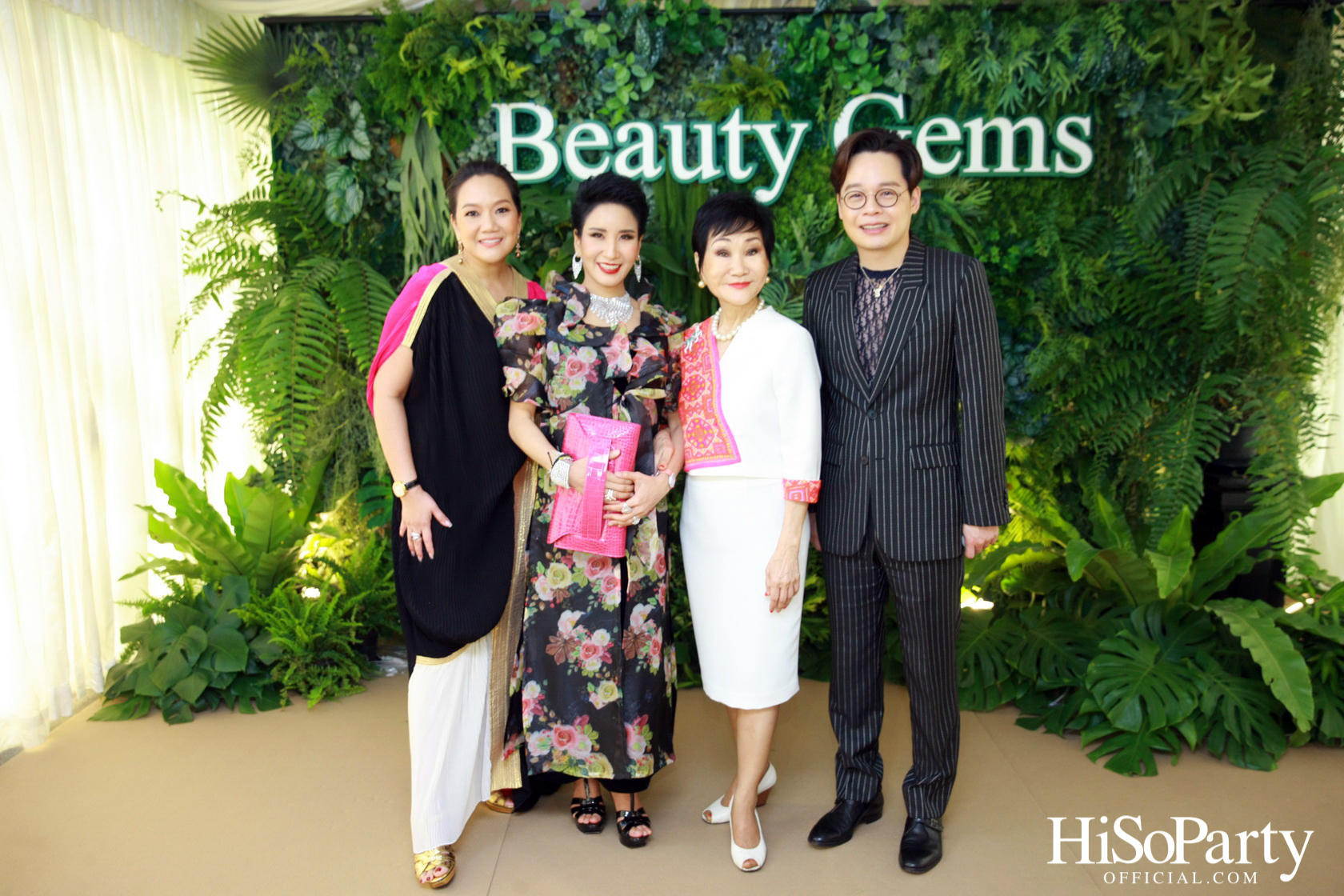 Beauty Gems ‘Adam & Eve Diamond in The Garden of Eden’