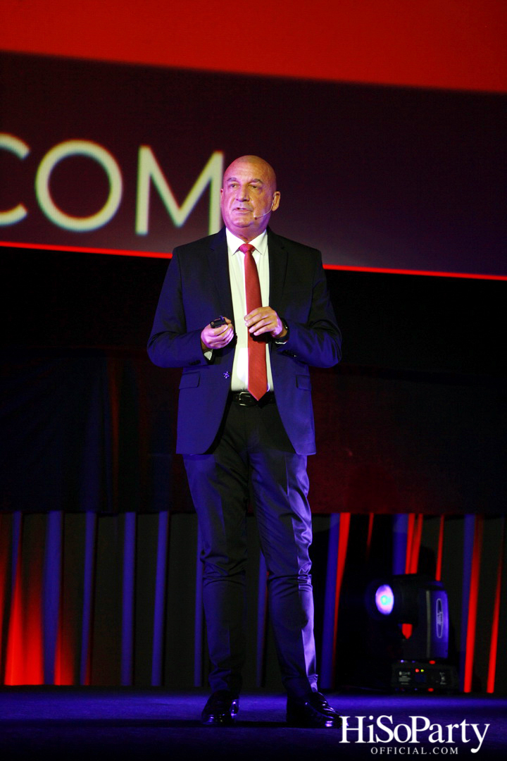 The Mall Group : Envision The Future of Retail / M Online