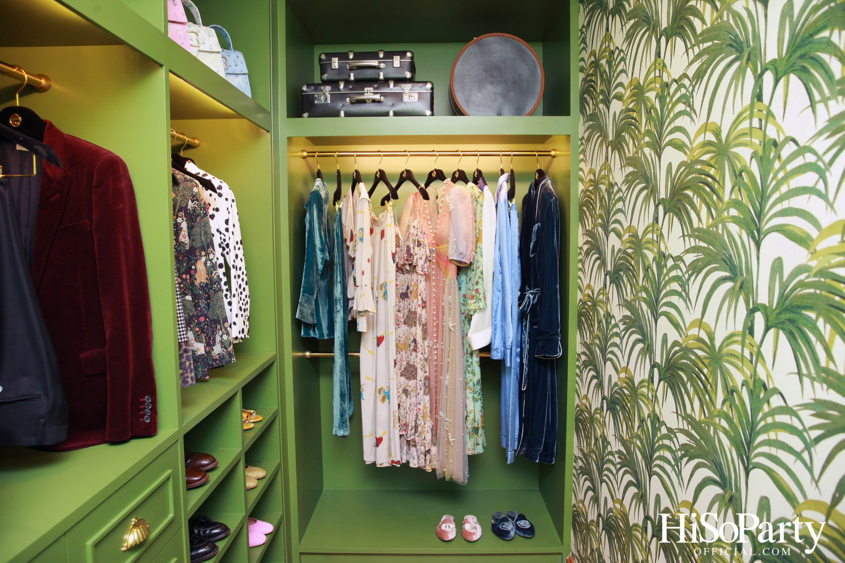 NICHADA x SRETSIS ‘Troppical Magick Villa’