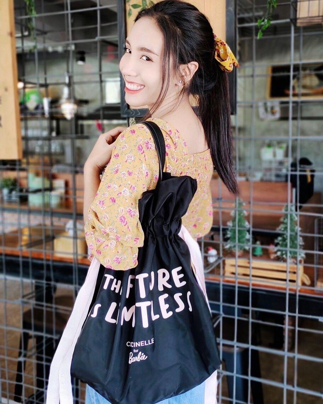 COCCINELLE ร่วมกับ Barbie™ ออกกระเป๋ารุ่นพิเศษ Coccinelle for Barbie™