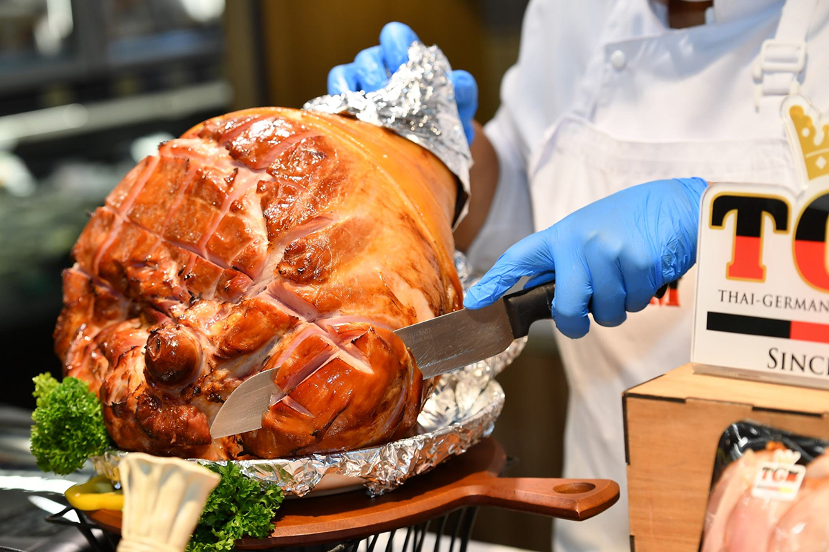 ท็อปส์ และ เซ็นทรัล ฟู้ด ฮอลล์ ฉลองเทศกาล OKTOBERFEST