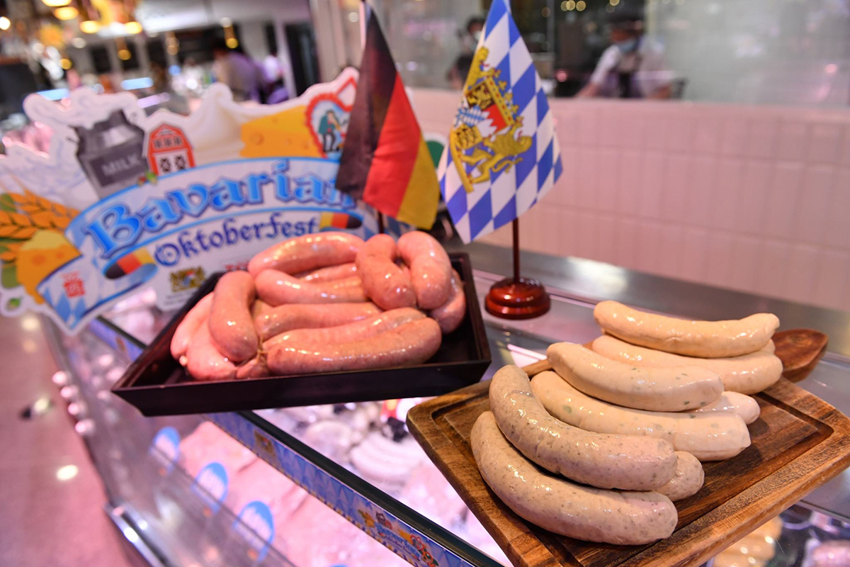 ท็อปส์ และ เซ็นทรัล ฟู้ด ฮอลล์ ฉลองเทศกาล OKTOBERFEST