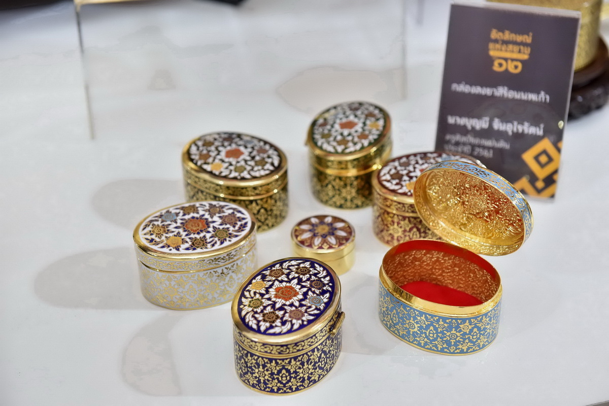 เตรียมพบกับ 2 งานแสดงสินค้าศิลปหัตถกรรมไทย และงานคราฟต์สุดยิ่งใหญ่แห่งปี กับ ‘อัตลักษณ์แห่งสยามครั้งที่ 12 และ ‘Crafts Bangkok 2021’