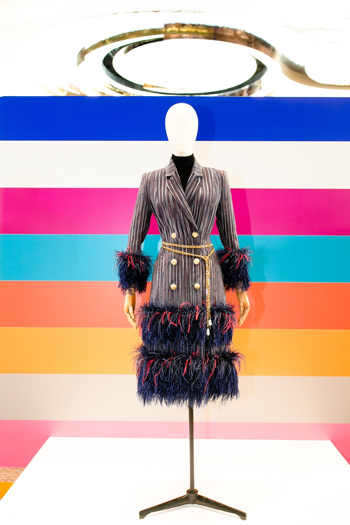 เจ้าฟ้าหญิงสิริวัณณวรีฯ ทรงเปิดงาน THAI TEXTILES TREND BOOK Autumn/Winter 2022-2023