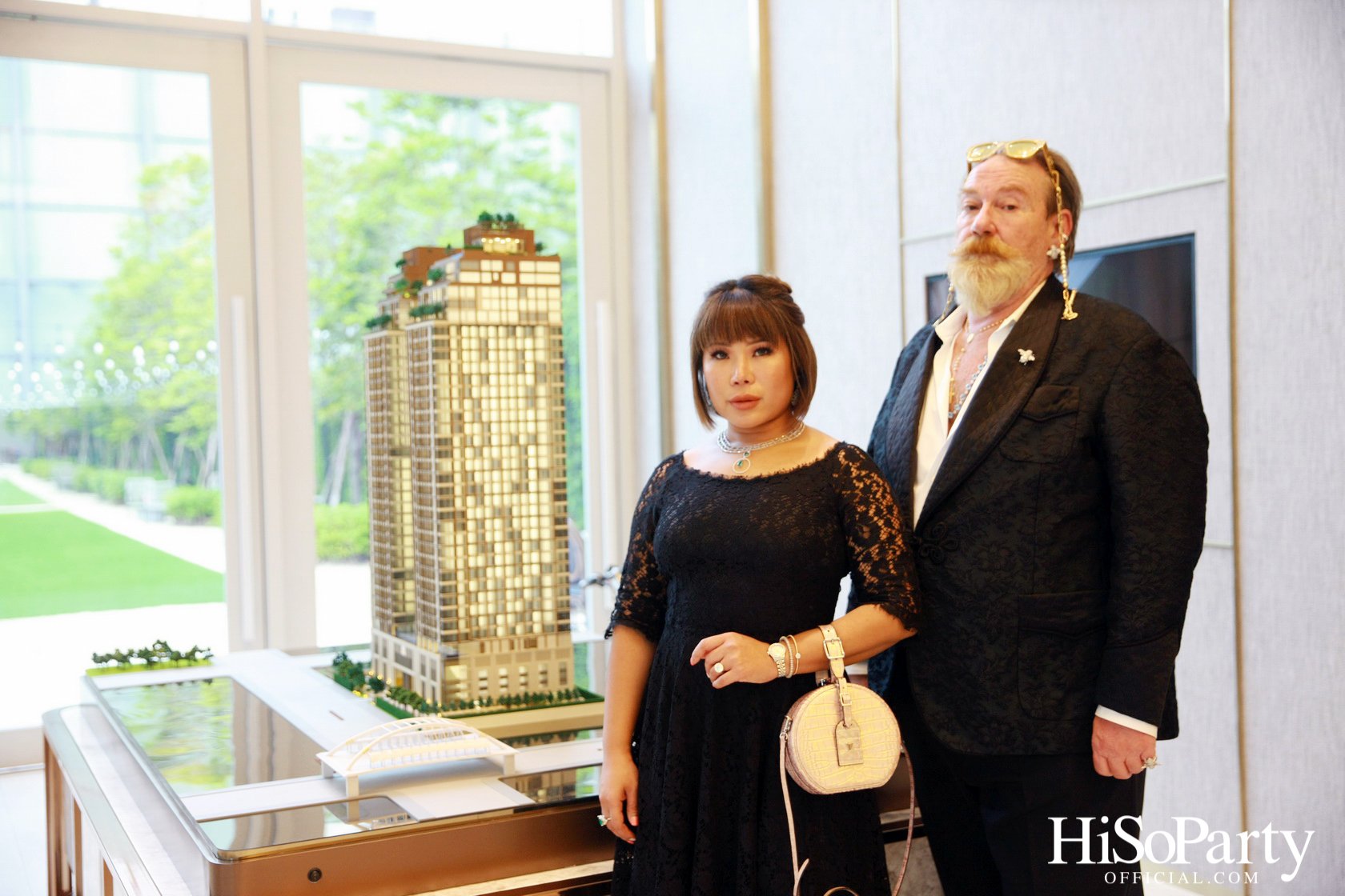 HiSoParty  x 125 SATHORN