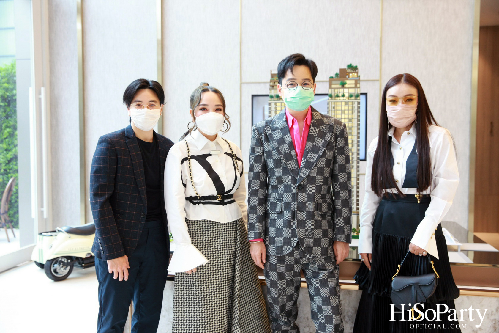 HiSoParty  x 125 SATHORN