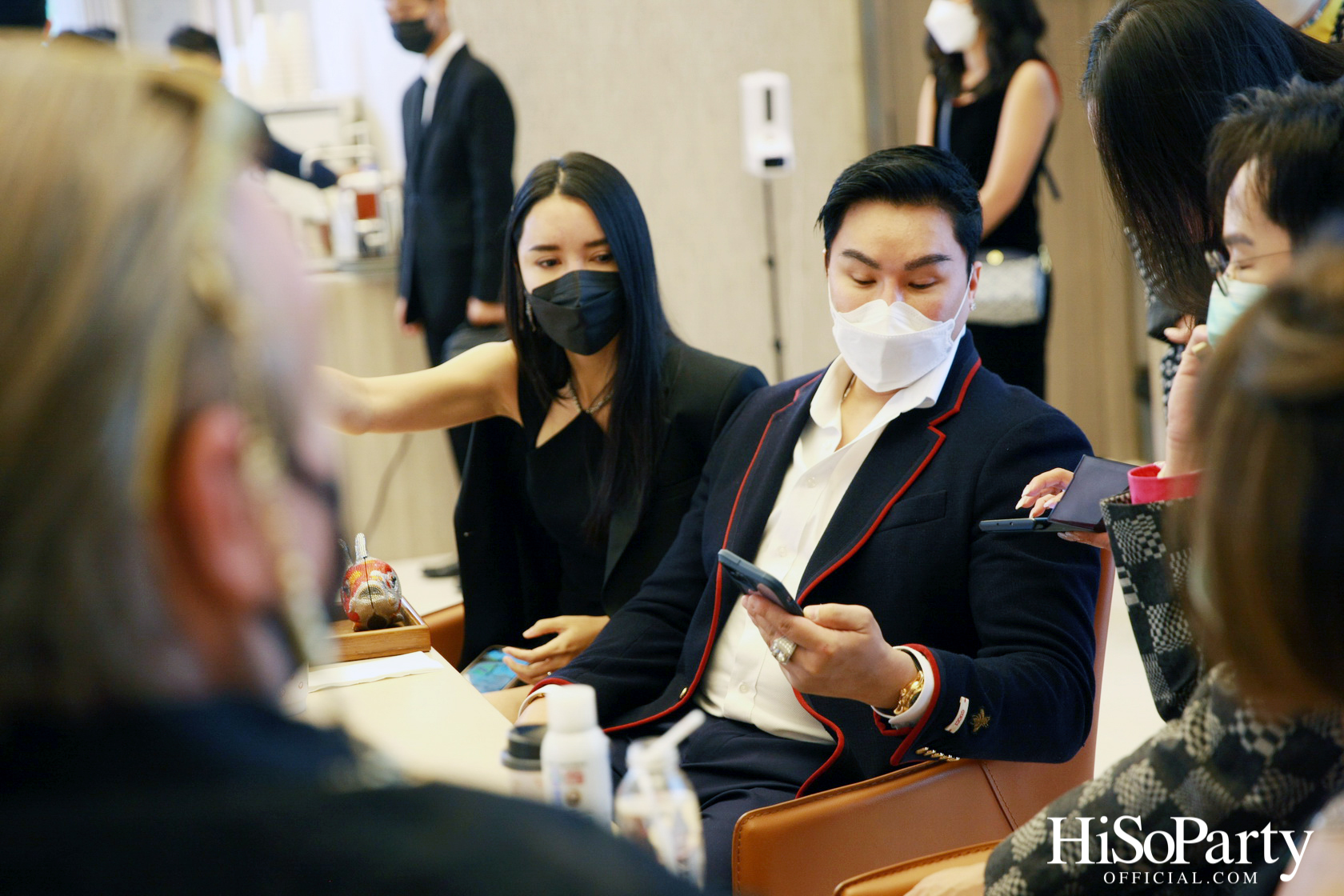 HiSoParty  x 125 SATHORN