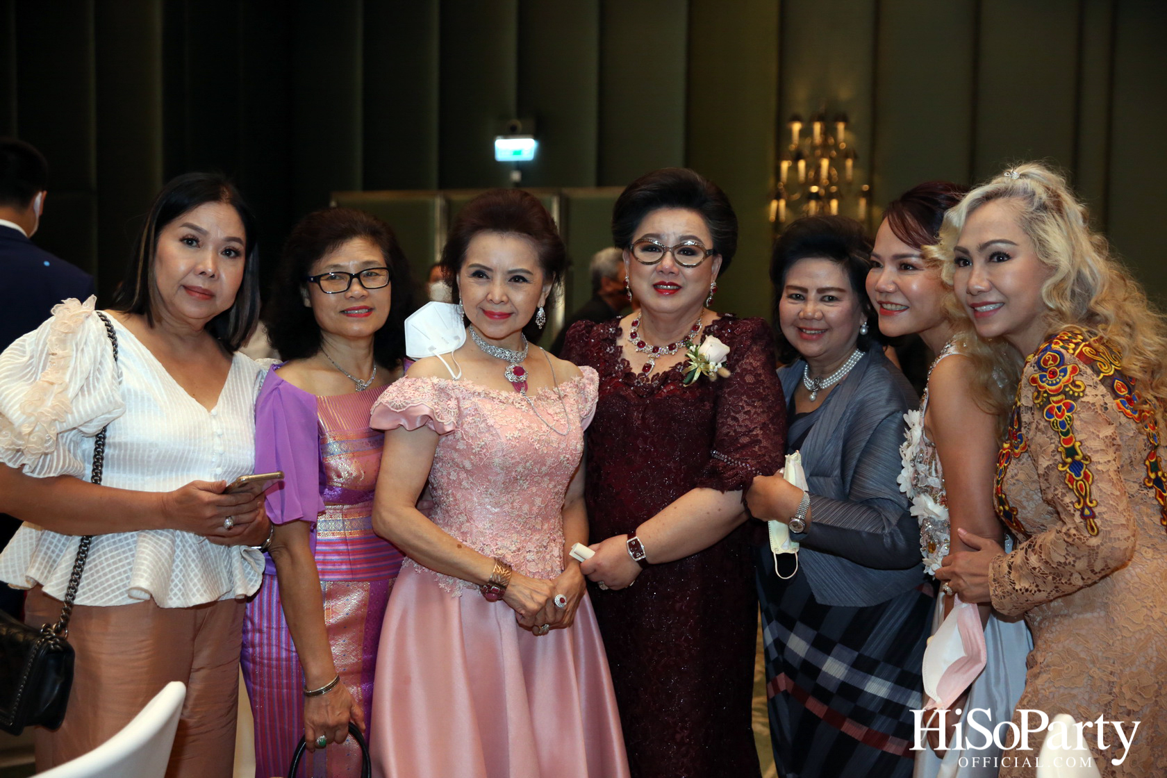 งานฉลองมงคลสมรสระหว่าง คุณชุลีกร หยั่งสายชล และ คุณอธิพัฒน์ วิเศษณัฐ