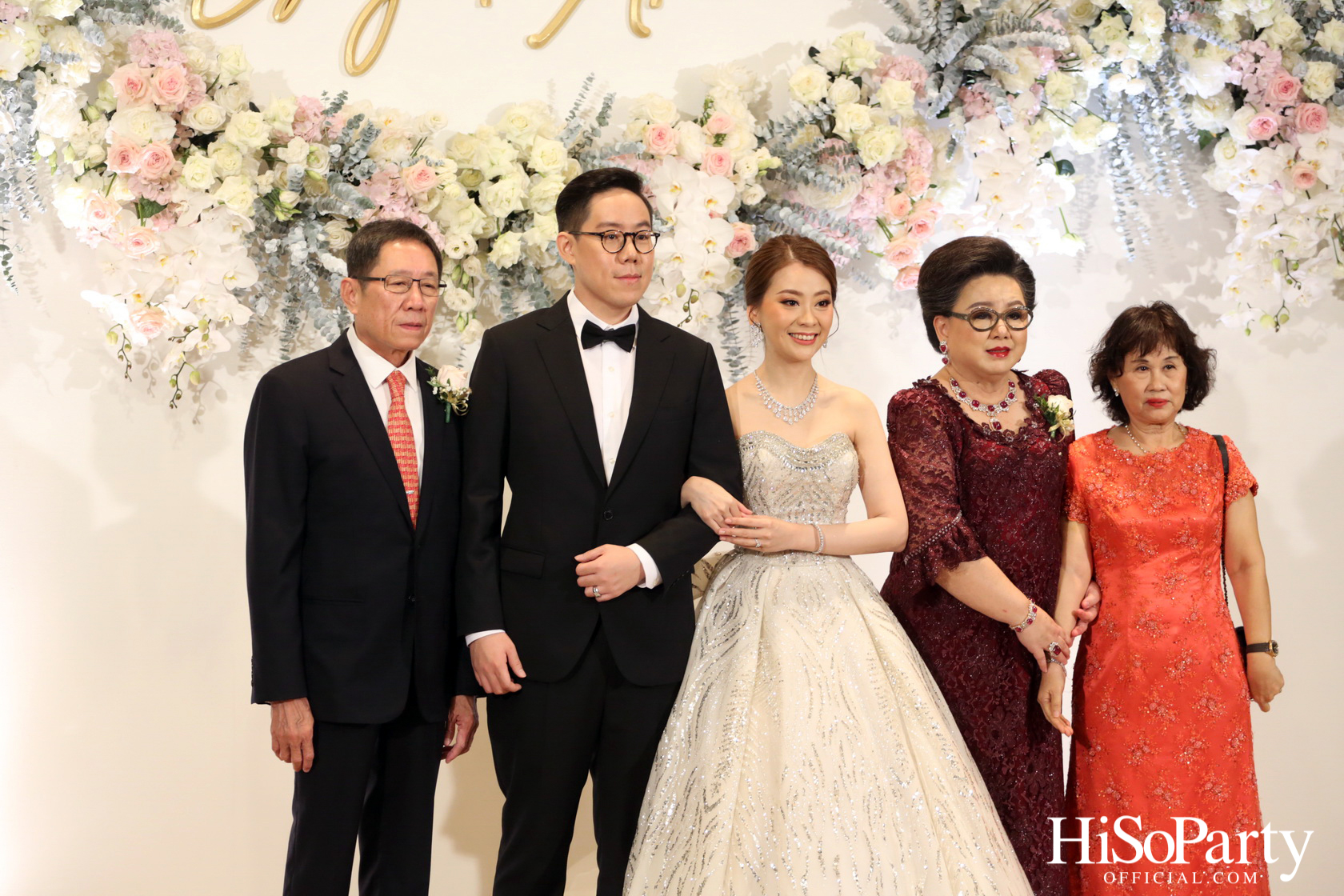 งานฉลองมงคลสมรสระหว่าง คุณชุลีกร หยั่งสายชล และ คุณอธิพัฒน์ วิเศษณัฐ