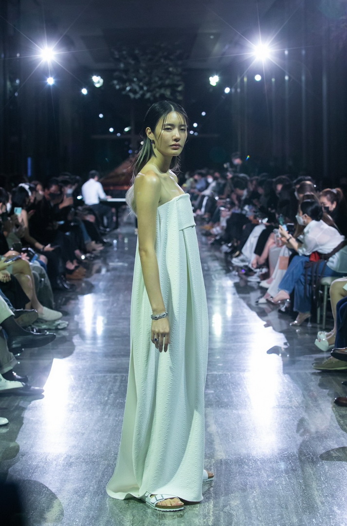 VVON SUGUNNASIL 9TH ANNIVERSARY CELEBRATION WITH BFF