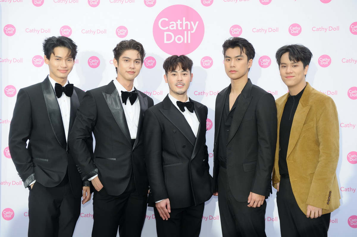 ‘Cathy Doll Grand Launch 2022’ งานฉลองครบรอบ 10 ปี Karmart พร้อมเปิดตัว 8 พรีเซนเตอร์สุดฮอต