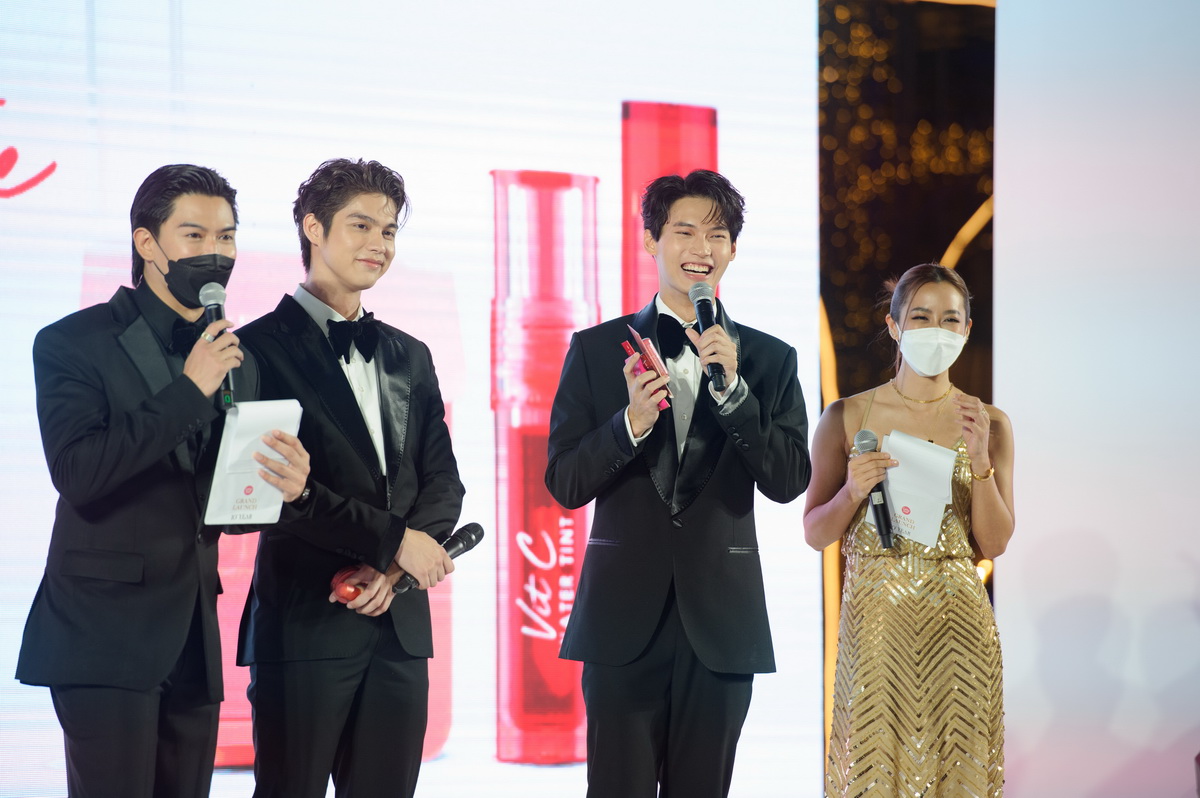 ‘Cathy Doll Grand Launch 2022’ งานฉลองครบรอบ 10 ปี Karmart พร้อมเปิดตัว 8 พรีเซนเตอร์สุดฮอต