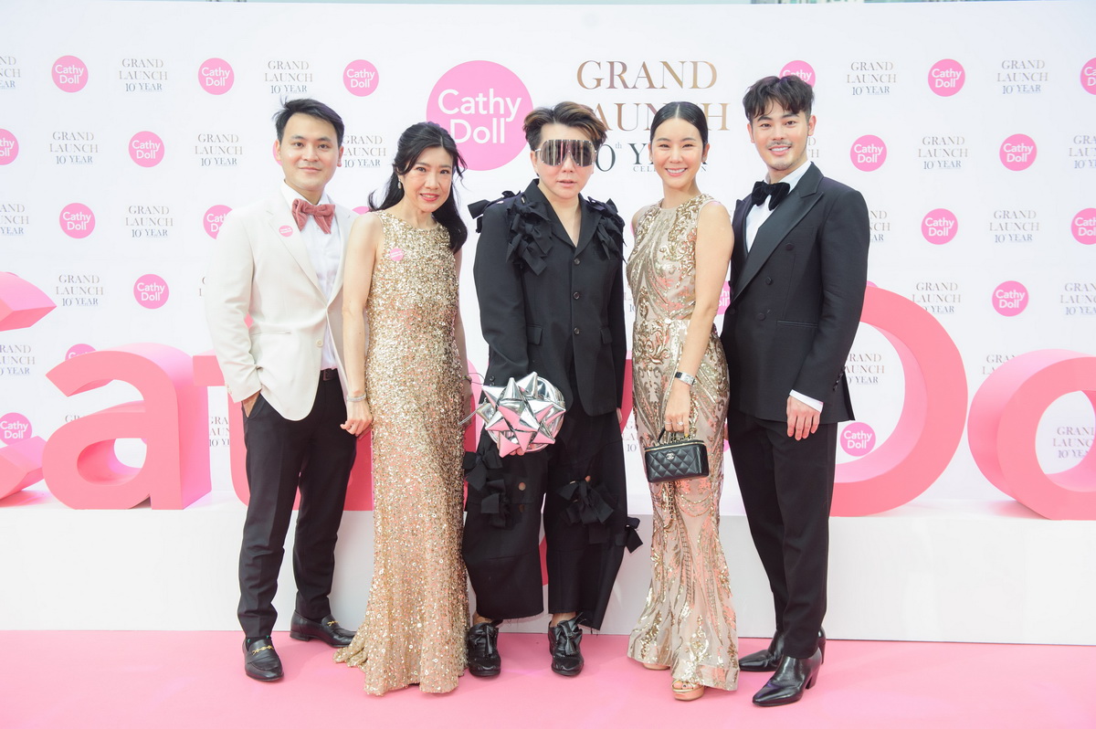 ‘Cathy Doll Grand Launch 2022’ งานฉลองครบรอบ 10 ปี Karmart พร้อมเปิดตัว 8 พรีเซนเตอร์สุดฮอต