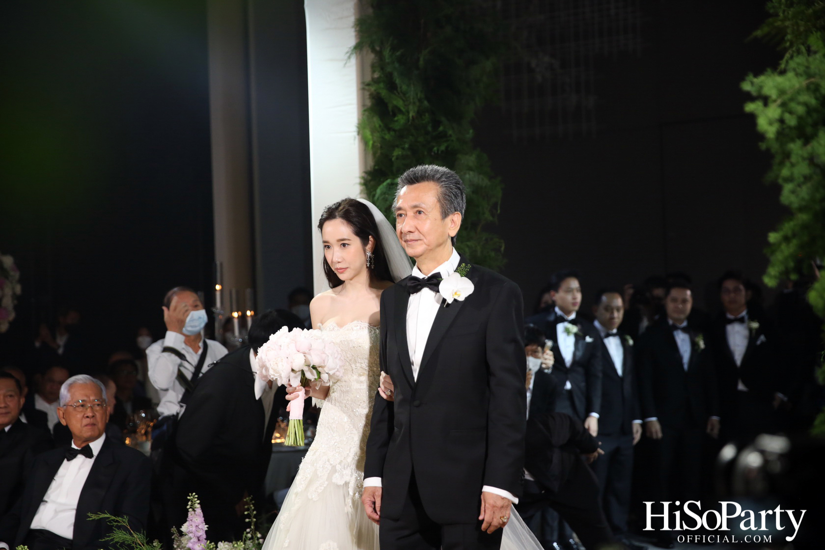 งานฉลองมงคลสมรส ระหว่าง คุณหลุยส์ เตชะอุบล และคุณภสุ วชิรพงศ์